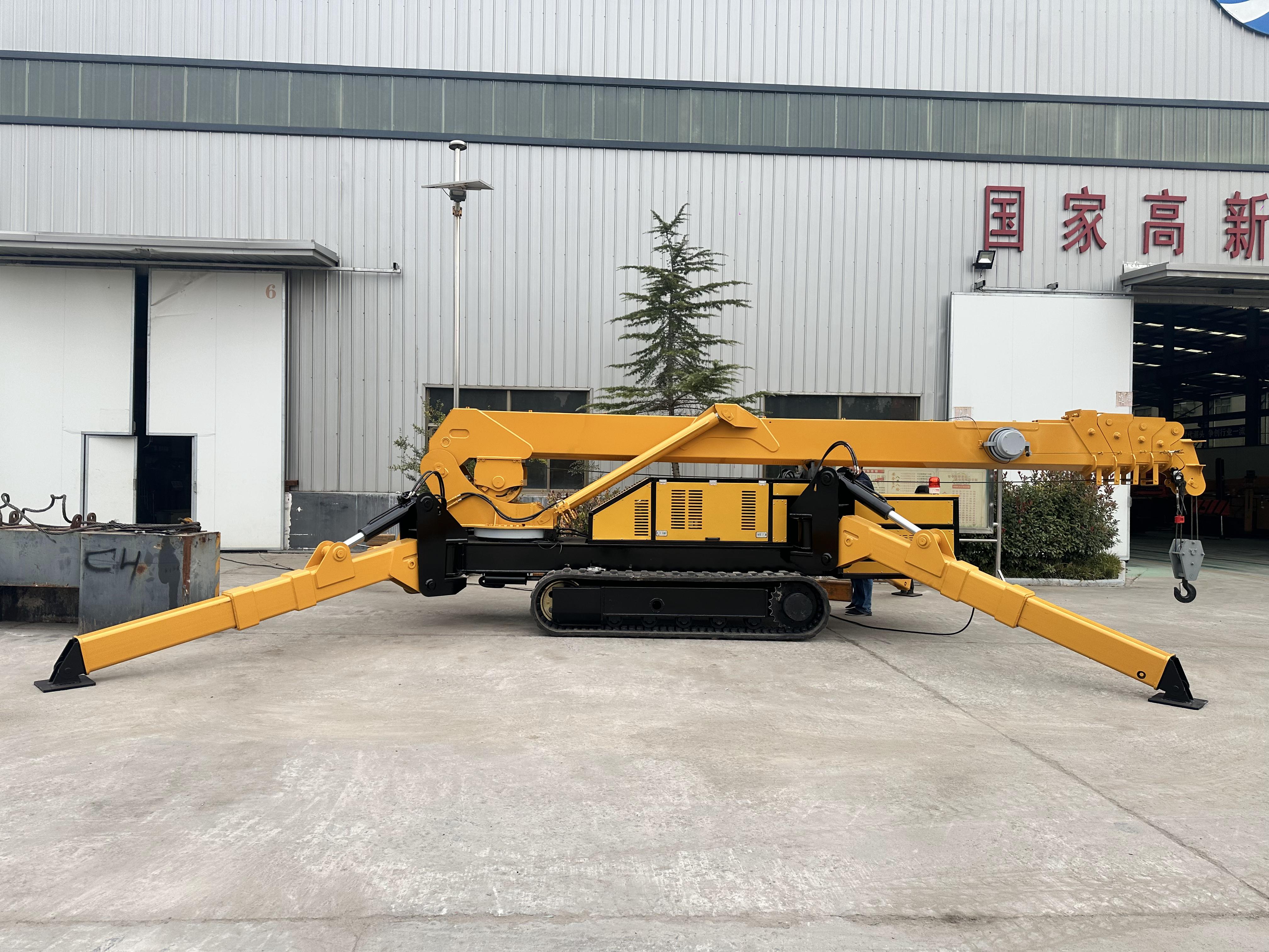 華鷹機(jī)械2噸蜘蛛吊車車寬僅0.8米，室內(nèi)吊裝的必備裝修設(shè)備